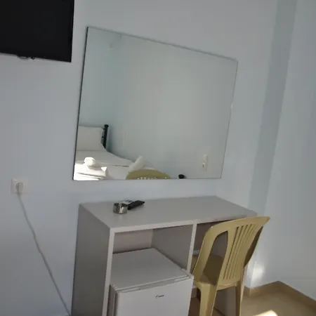 Prinos Szálloda 2*